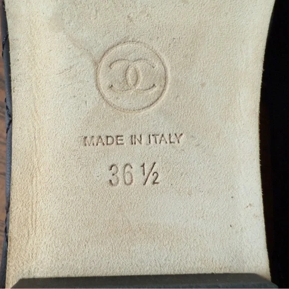 Chanel Black Leather Loafers Moccasins - Picture 11 of 12